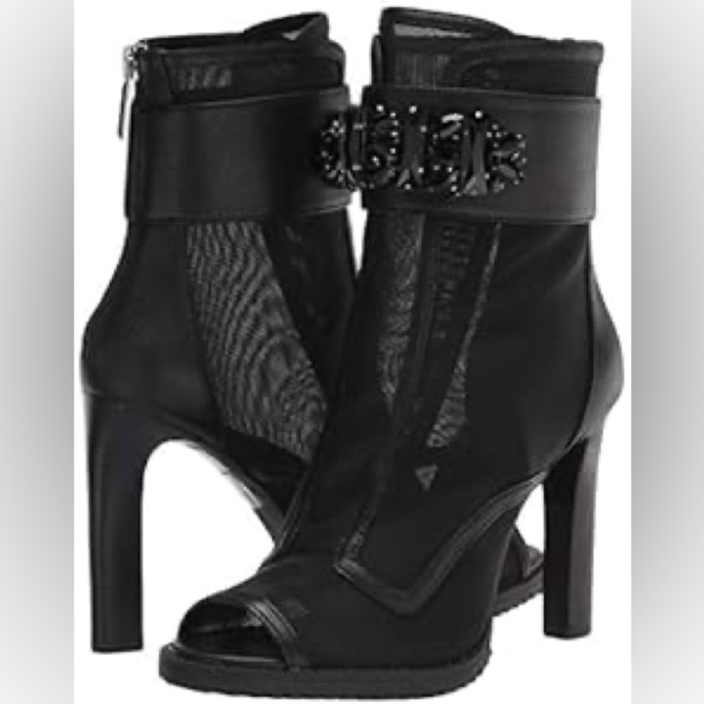 Karl Lagerfeld Paris Blayze Ankle Boot, Black